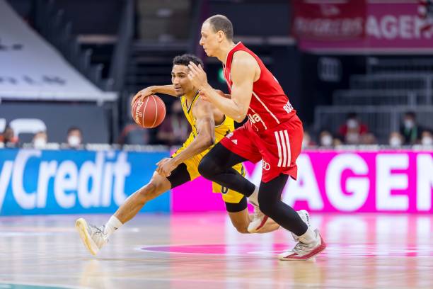 他的速度和 他的速度和